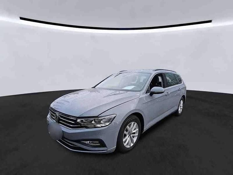 Mondsteingrau Gebraucht 2022 VW Passat Business Kombi | 15.290 € (Superpreis) - Bild 1/4