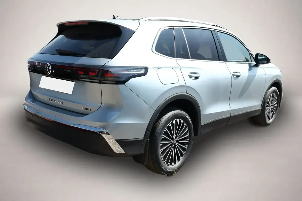 Neu VW Tiguan 193 PS (141 kW) 2026 Silber SUV
