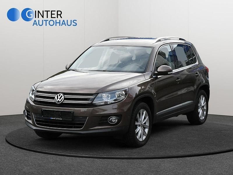 Braun Gebraucht 2013 VW Tiguan Sportline SUV | 13.990 € (Fairer Preis) - Bild 1/4