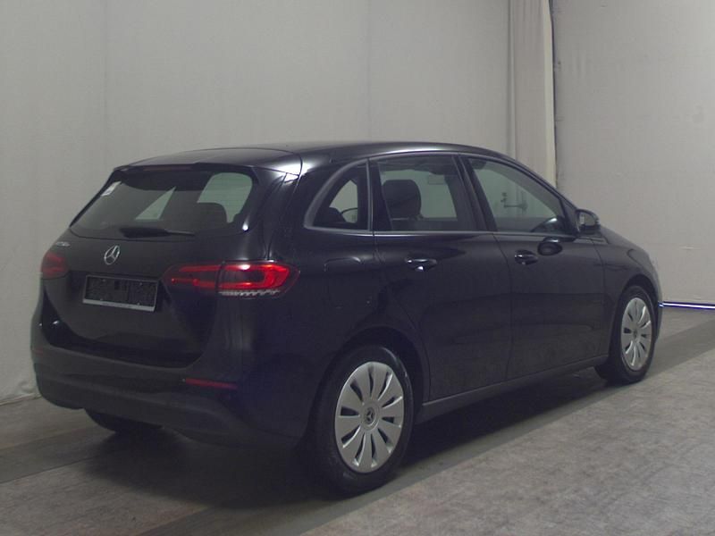 Gebraucht Mercedes B250e 218 PS (160 kW) 2022 Nachtschwarz Van / Kleinbus