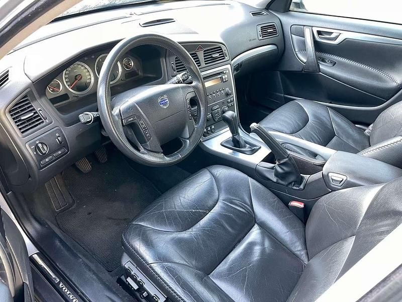 Gebraucht Volvo XC70 Summum 185 PS (136 kW) 2007 Silber SUV