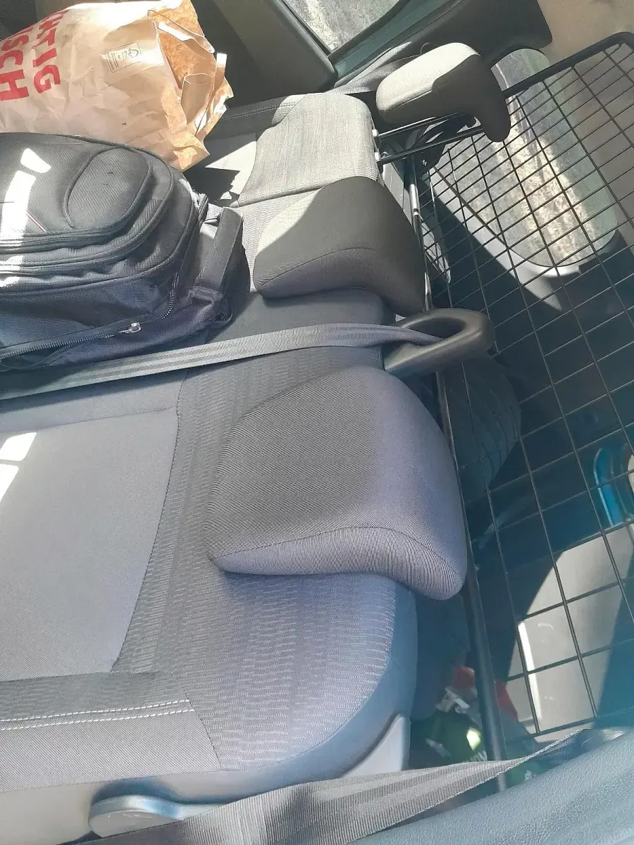 Gebraucht Dacia Lodgy 105 PS (77 kW) 2013 Blau Van / Kleinbus