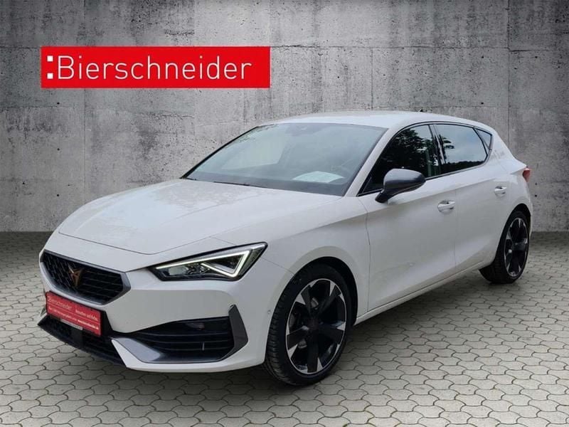 Weiss Gebraucht 2023 Cupra Leon Limousine | 26.950 € (Guter Preis) - Bild 1/4