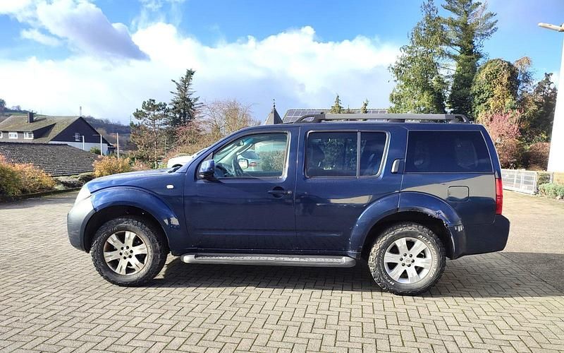 Blau Gebraucht 2006 Nissan Pathfinder SUV | 3.888 € (Guter Preis) - Bild 1/4