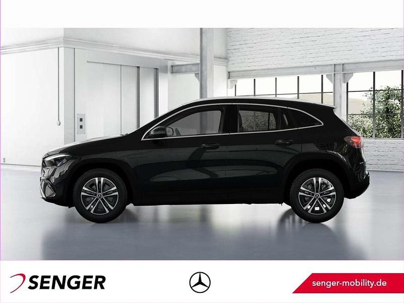 Gebraucht Mercedes GLA200 163 PS (119 kW) 2025 Unilack nachtschwarz SUV