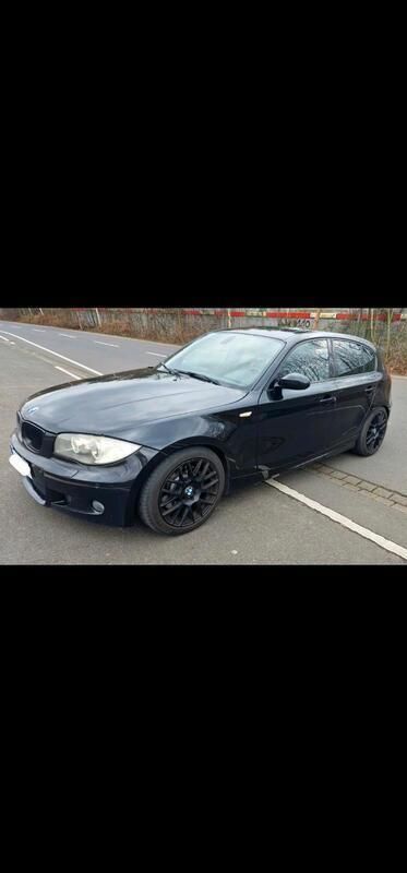 Schwarz Gebraucht 2006 BMW 130 M Sport Kleinwagen | 6.499 € (Fairer Preis) - Bild 1/4