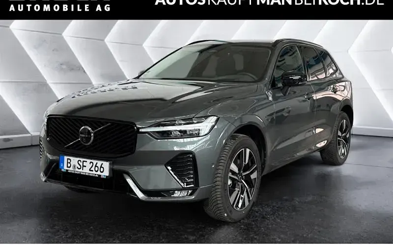 Usata Volvo XC60 Plus 250 CV (183 kW) 2026 Argento SUV