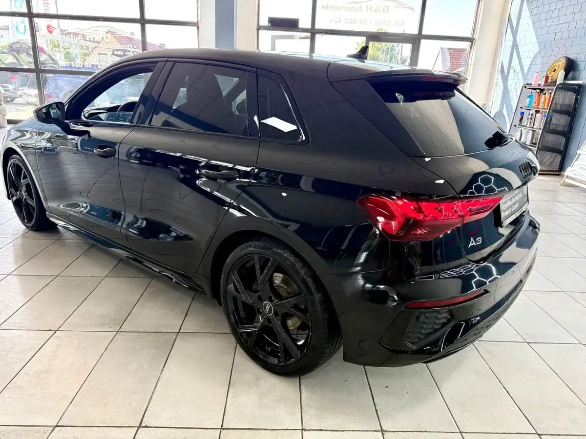 Gebraucht Audi A3 S-Line 150 PS (110 kW) 2023 Schwarz Limousine