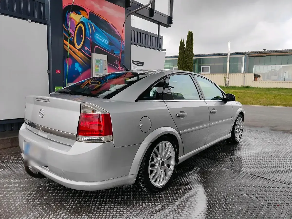 Gebraucht Opel Vectra 140 PS (102 kW) 2007 Silber Limousine