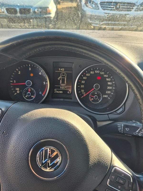 Gebraucht VW Golf VI 105 PS (77 kW) 2010 Kleinwagen