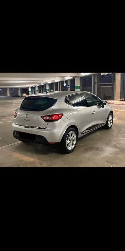 Gebraucht Renault Clio IV LIMITED 75 PS (55 kW) 2015 Silber Kleinwagen