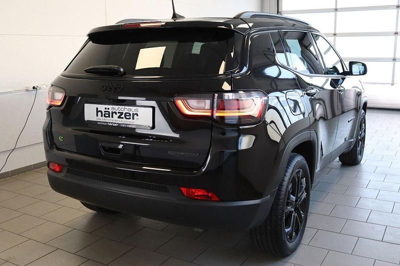 Gebraucht Jeep Compass Night Eagle 131 PS (96 kW) 2023 Schwarz SUV