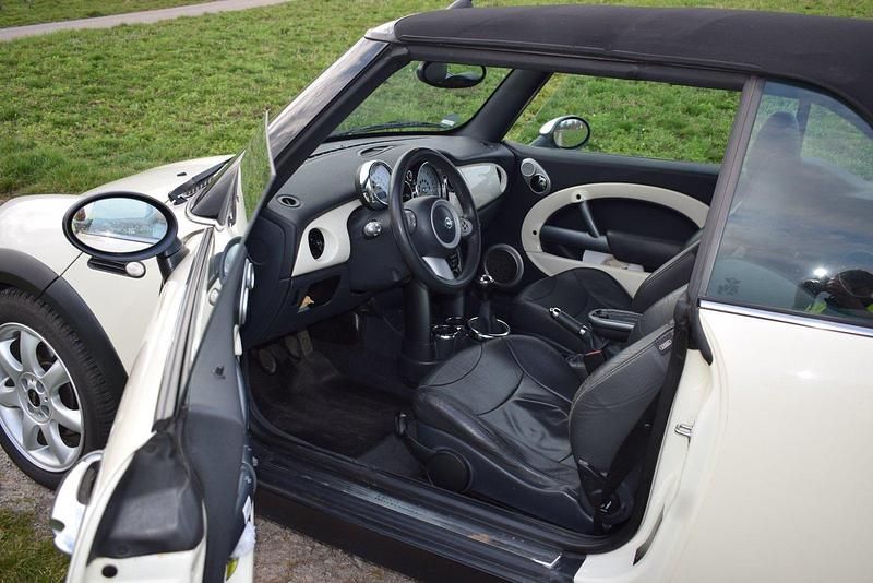 Gebraucht Mini Cooper Cabriolet 115 PS (84 kW) 2008 Beige Cabrio