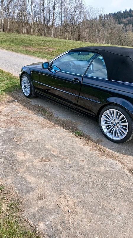 Gebraucht BMW 320 Cabriolet 170 PS (125 kW) 2004 Blau Cabrio