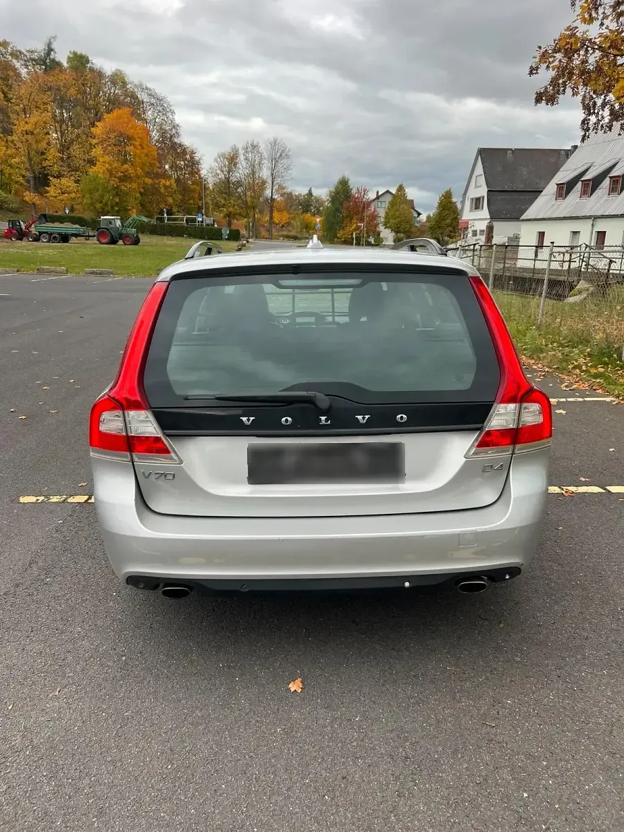 Gebraucht Volvo V70 181 PS (133 kW) 2016 Silber Kombi