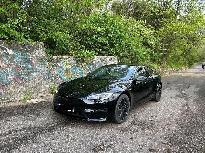 Gebraucht Tesla Model S 492 kW (670 PS) 2023 Schwarz Kleinwagen