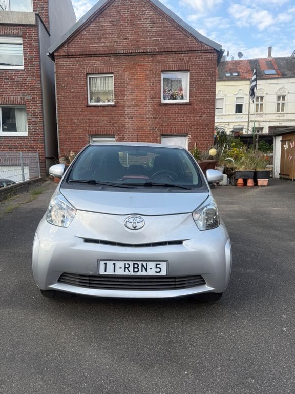 Gebraucht 2011 Toyota iQ Kleinwagen | 5.200 € (Fairer Preis) - Bild 1/4