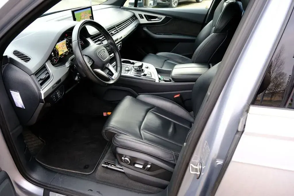 Gebraucht Audi Q7 S-Line 258 PS (189 kW) 2016 Grau SUV