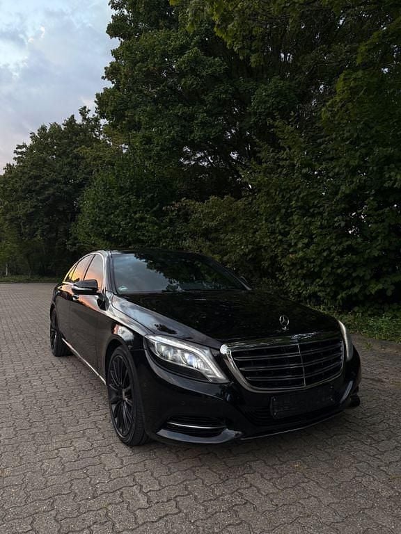 Schwarz Gebraucht 2015 Mercedes S350 Limousine | 29.900 € (Superpreis) - Bild 1/4