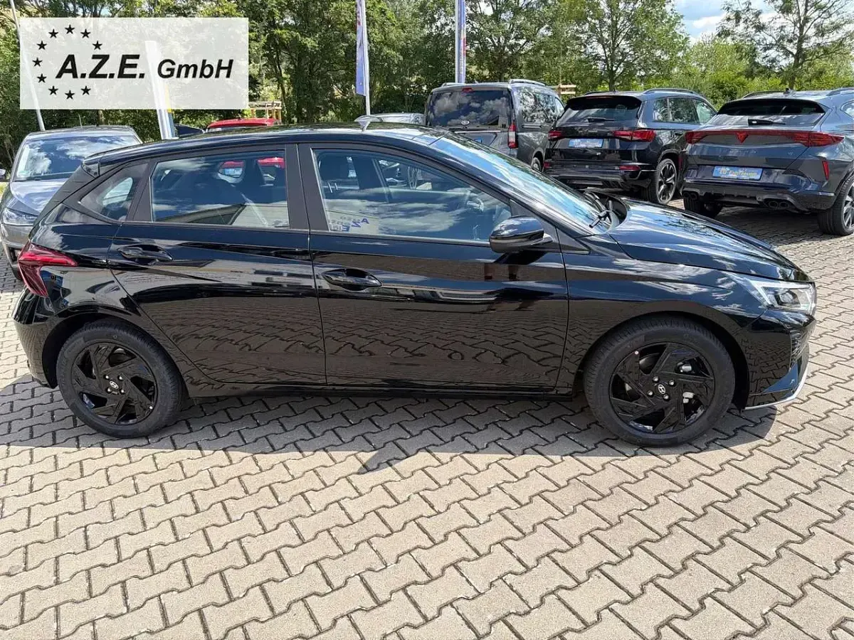 Neu Hyundai i20 GO! 90 PS (66 kW) 2026 Schwarz Kleinwagen