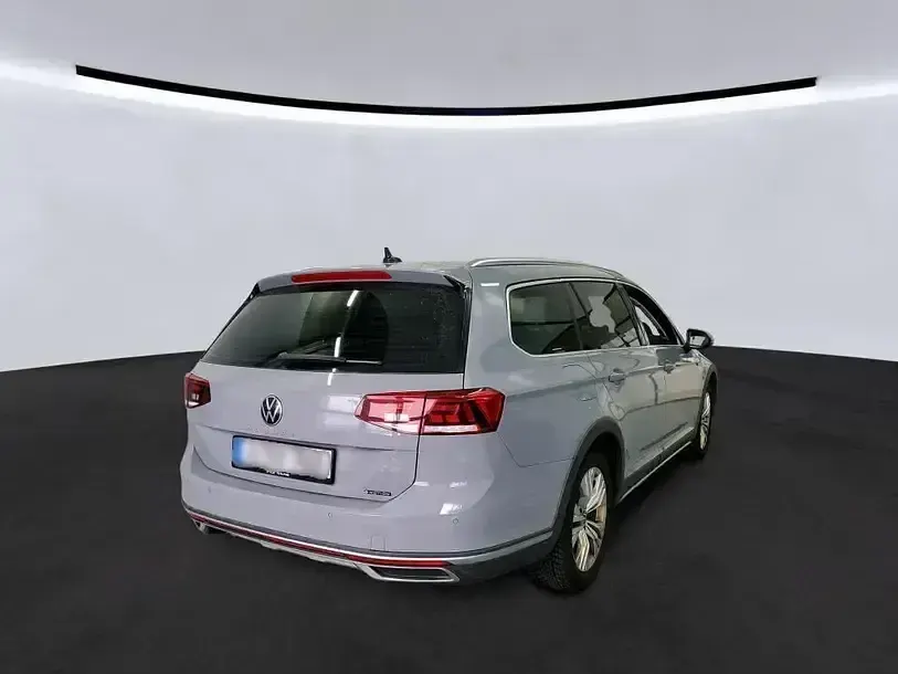 Gebraucht VW Passat Alltrack 200 PS (147 kW) 2023 Grau Kombi