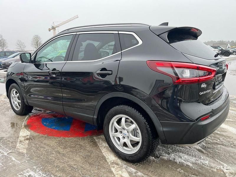 Gebraucht Nissan Qashqai 360º 116 PS (85 kW) 2017 Schwarz SUV