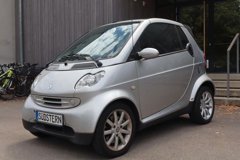 Silber Gebraucht 2004 Smart ForTwo Coupé Basis Cabrio | 3.490 € - Bild 1/4