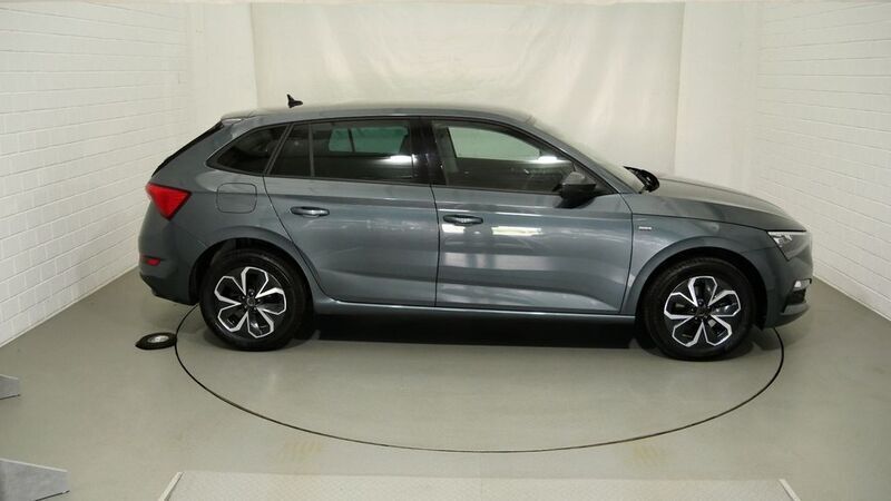 Gebraucht Skoda Scala Drive 110 PS (80 kW) 2020 Grau Kleinwagen