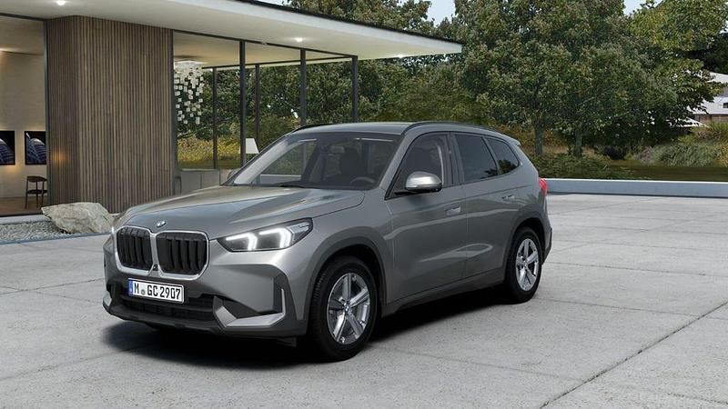 Neu BMW X1 136 PS (100 kW) 2026 Spacesilber metallic SUV
