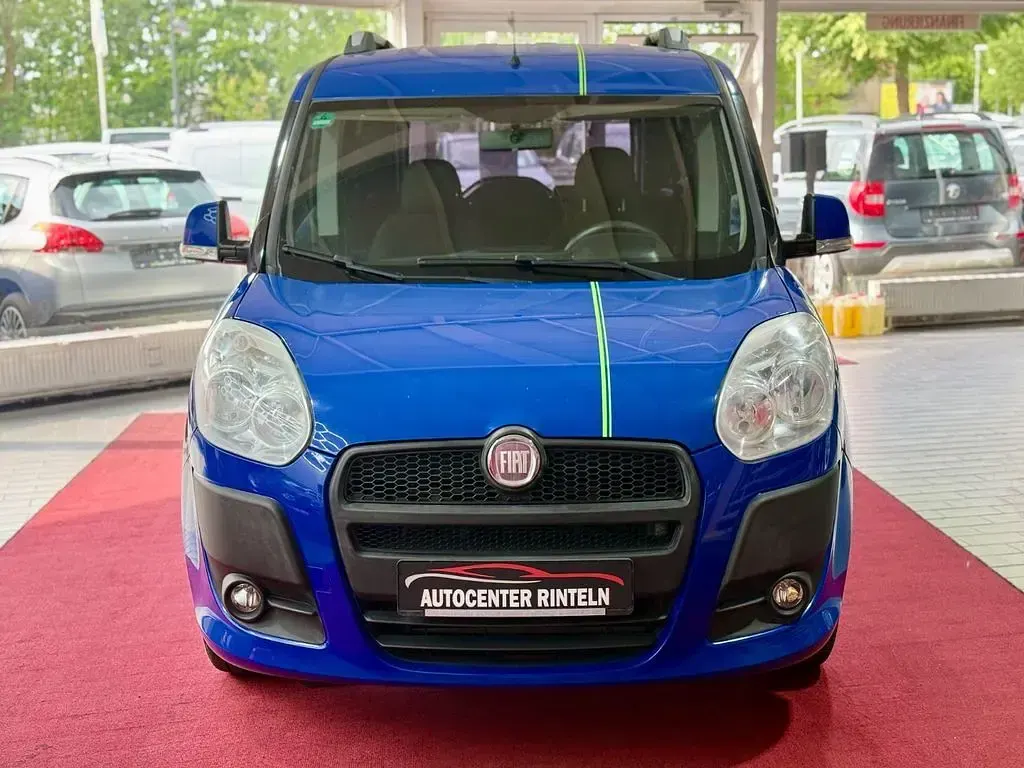 Gebraucht Fiat Doblò 95 PS (69 kW) 2011 Blau Van / Kleinbus