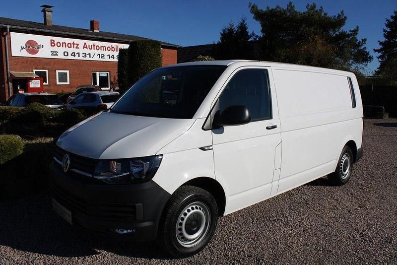 Gebraucht VW Transporter 150 PS (110 kW) 2019 Candy white Van