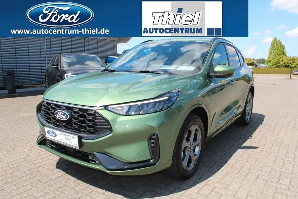 Neu Ford Kuga ST-Line 188 PS (138 kW) 2026 Grün SUV