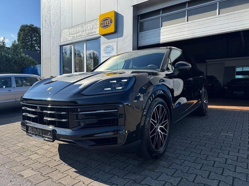 Gebraucht Porsche Cayenne 470 PS (345 kW) 2025 Schwarz SUV