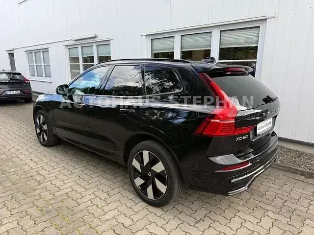 Gebraucht Volvo XC60 R-Design 455 PS (334 kW) 2023 Schwarz SUV