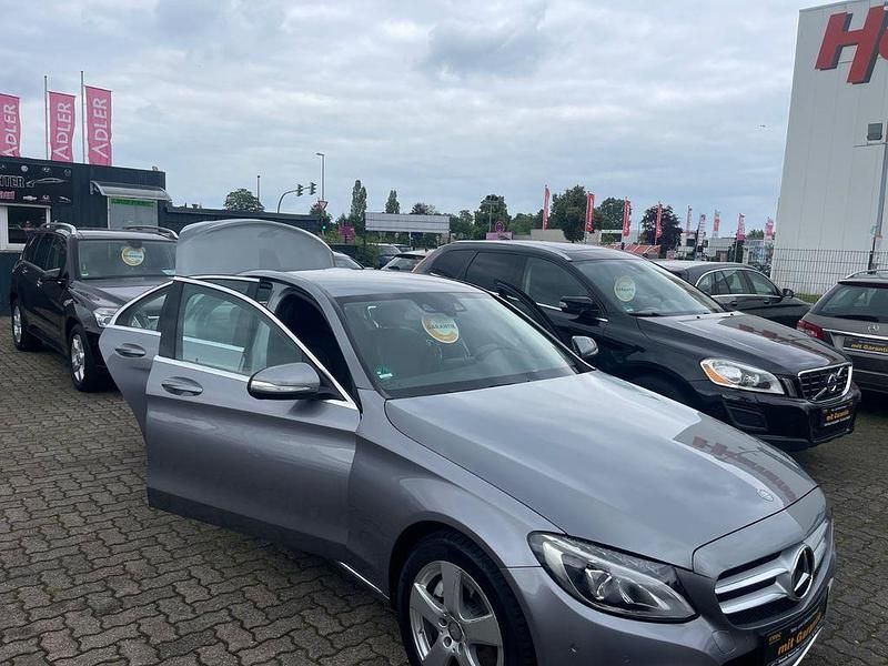 Silber Gebraucht 2014 Mercedes C200 Avantgarde Limousine | 19.999 € (Guter Preis) - Bild 1/4