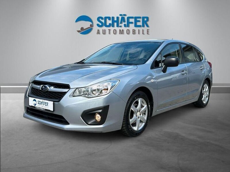 Silber Gebraucht 2014 Subaru Impreza Active Limousine | 8.950 € - Bild 1/4