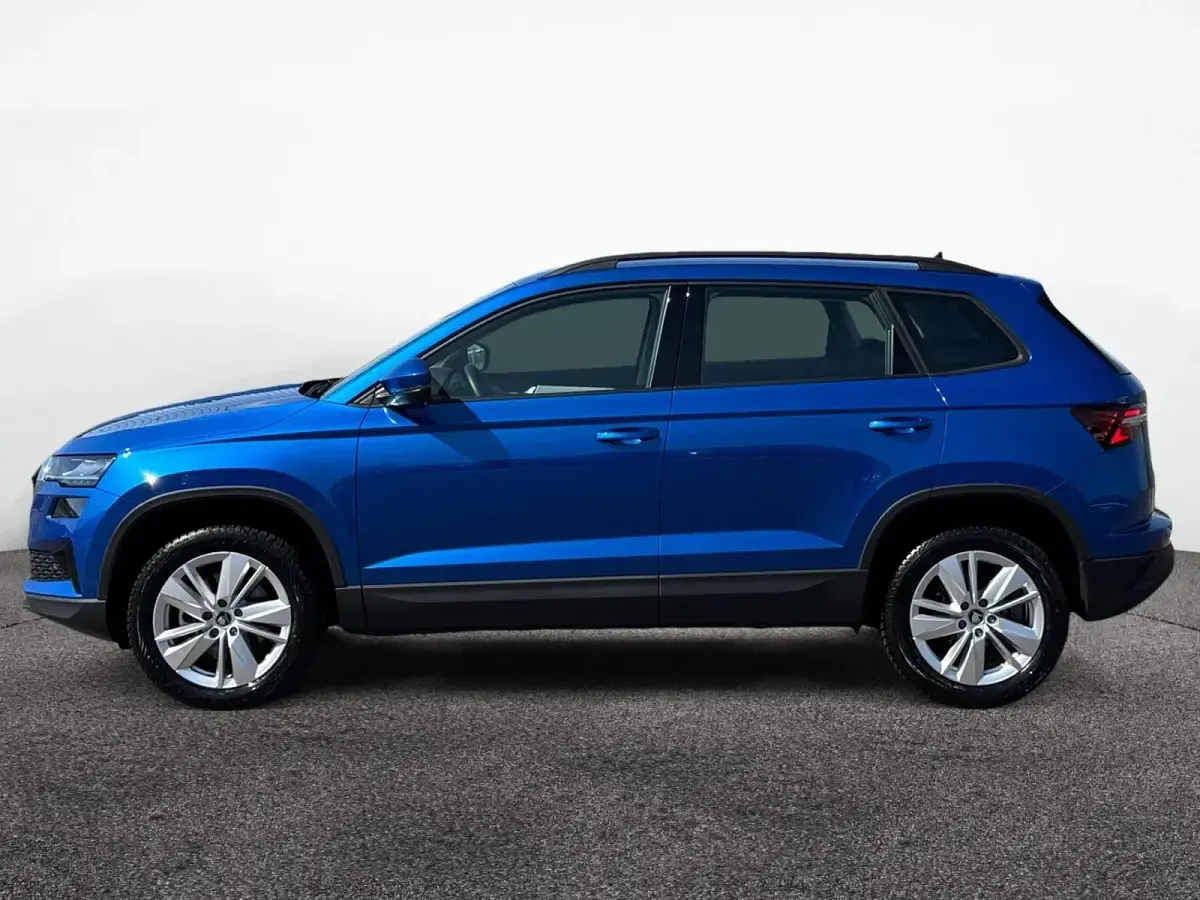 Gebraucht Skoda Karoq Selection 150 PS (110 kW) 2025 Raceblau SUV