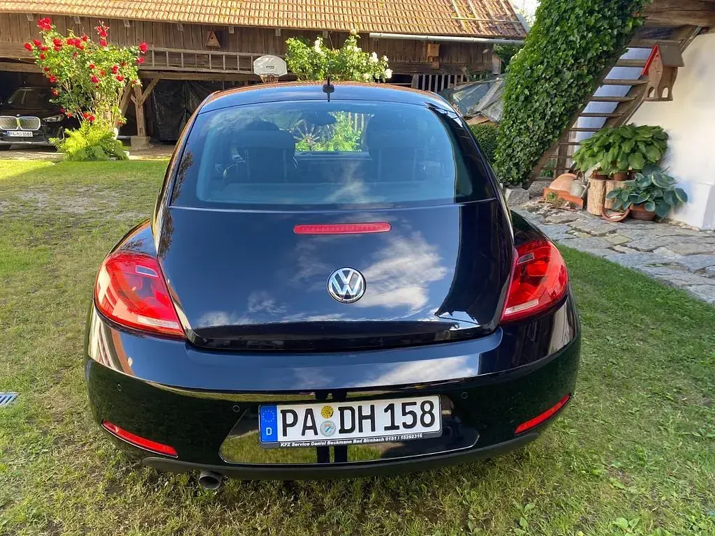 Gebraucht VW Beetle 105 PS (77 kW) 2016 Schwarz Kleinwagen