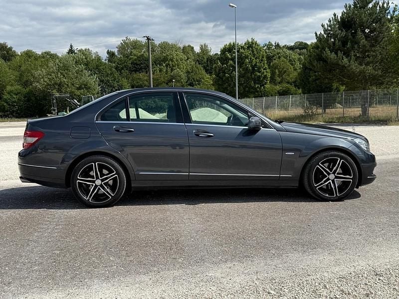 Gebraucht Mercedes C350 224 PS (164 kW) 2009 Schwarz Limousine