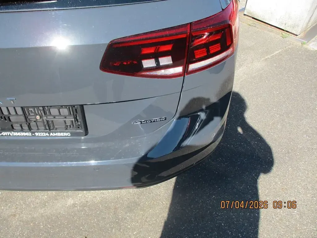 Gebraucht VW Passat Business 200 PS (147 kW) 2021 Grau Kombi