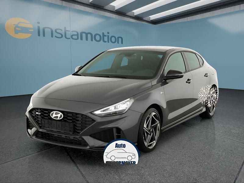 Neu Hyundai i30 140 PS (102 kW) 2025 Grau Kleinwagen