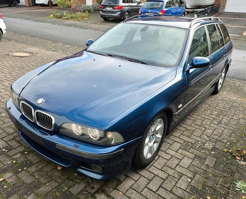 Gebraucht BMW 540 M Sport 286 PS (210 kW) 1999 Blau Kombi