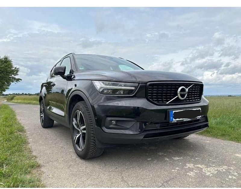 Gebraucht Volvo XC40 R-Design 156 PS (114 kW) 2018 Schwarz SUV