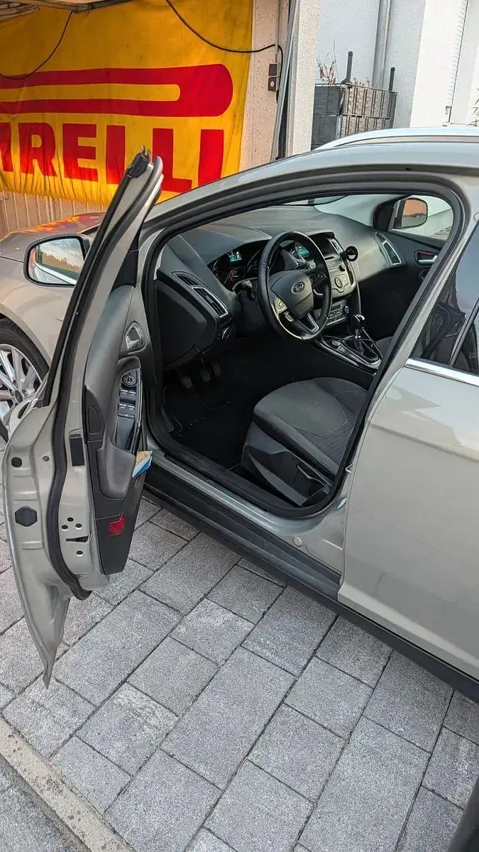 Gebraucht Ford Focus Titanium 125 PS (91 kW) 2016 Kombi