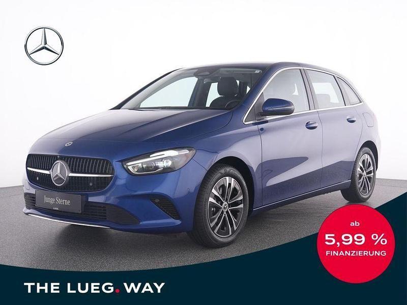 Metalliclack spektralblau Gebraucht 2024 Mercedes B250e Progressive Van / Kleinbus | 33.685 € (Etwas zu teuer) - Bild 1/4