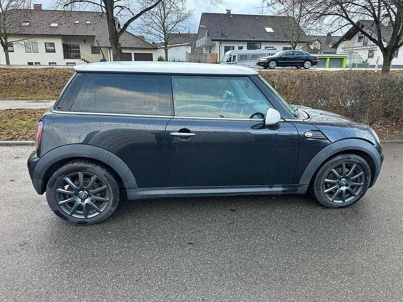 Gebraucht Mini ONE 95 PS (69 kW) 2008 Schwarz Kleinwagen