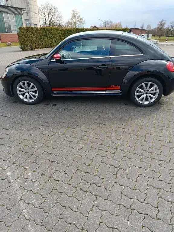 Gebraucht VW Beetle CLUB 110 PS (80 kW) 2015 Schwarz Kleinwagen