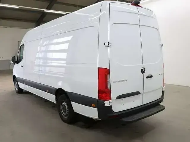 Gebraucht Mercedes Sprinter 150 PS (110 kW) 2025 Weiss Van