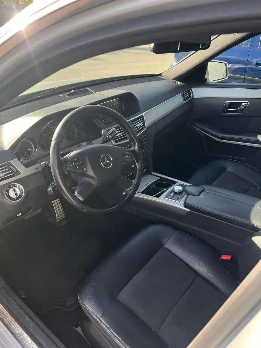 Gebraucht Mercedes E350 Avantgarde 258 PS (189 kW) 2010 Silber Kombi