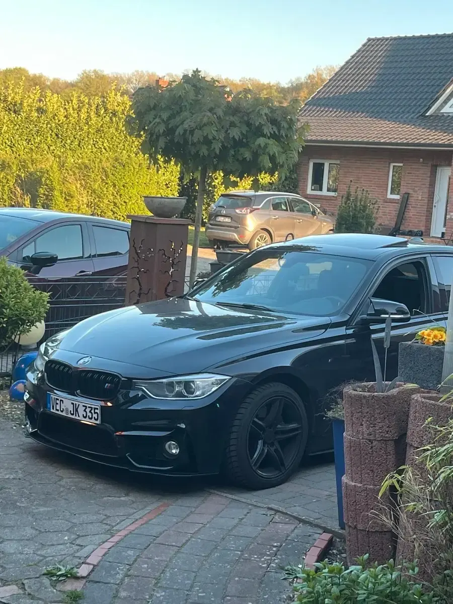 Gebraucht BMW 335 370 PS (272 kW) 2014 Schwarz Limousine